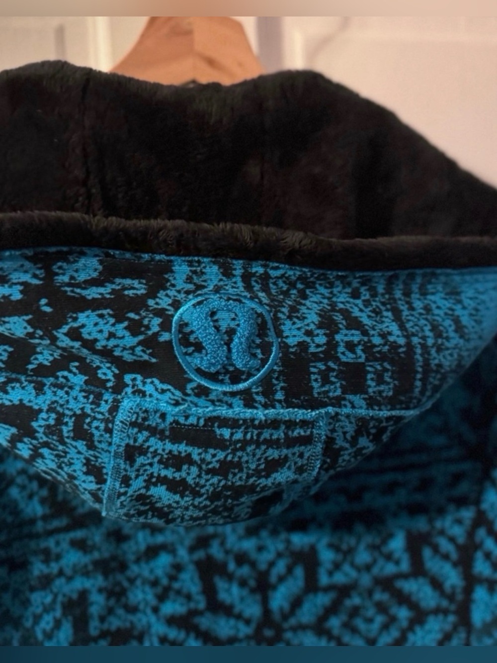 Lululemon Scuba Hoodie Special Edition Blue Black Fair Isle Sherpa Sz 6 Rare - Picture 4 of 8
